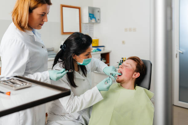 Best Emergency Dental Extractions in Malakoff, TX